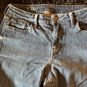 a.n.a Women's Classic Blue Boot Cut Jeans size 10